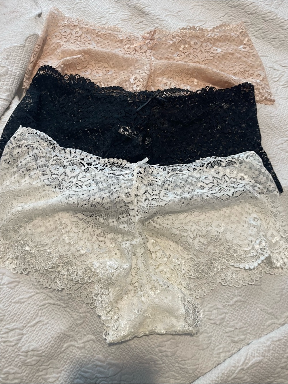Marilyn Monroe Sz L Lace Boyshort Panty Trio - Black, White, Blush